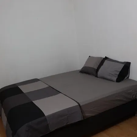 Big, Modern Flat For 6 - Heart Of Lägenhet *